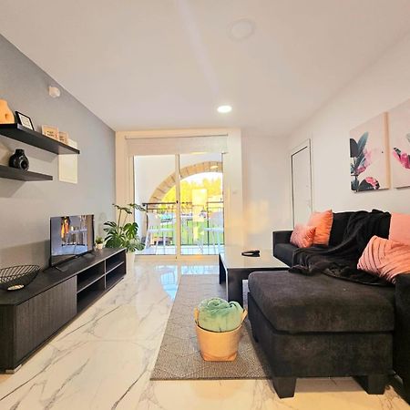 1Bd Beach Apartment Paphos Exterior photo